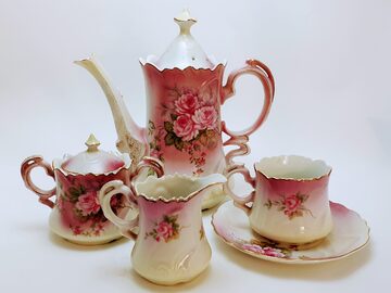 Serwis porcelanowy Lefton China Heavenly Rose – dzbanek, cukiernica, mlecznik, filiżanka